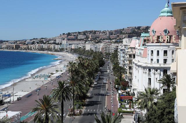 Promenade des Anglais  Promenade des Anglais